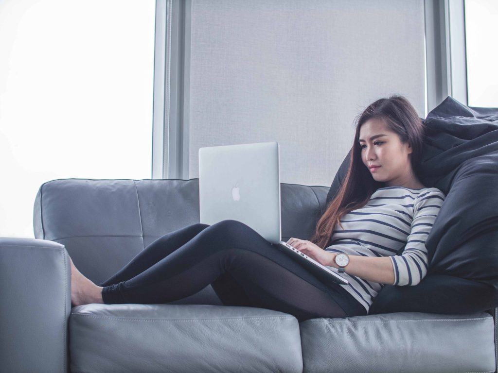 girl on laptop